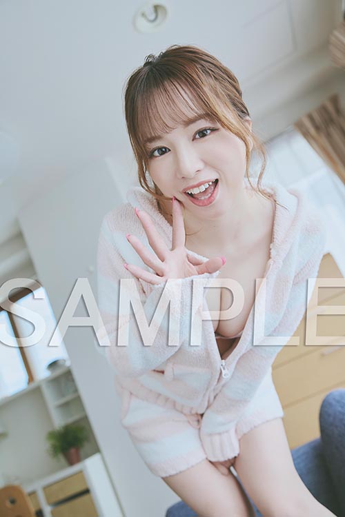8月下旬～9月上旬発送予定】玉ちゃんTシャツ＆サイン入りビック